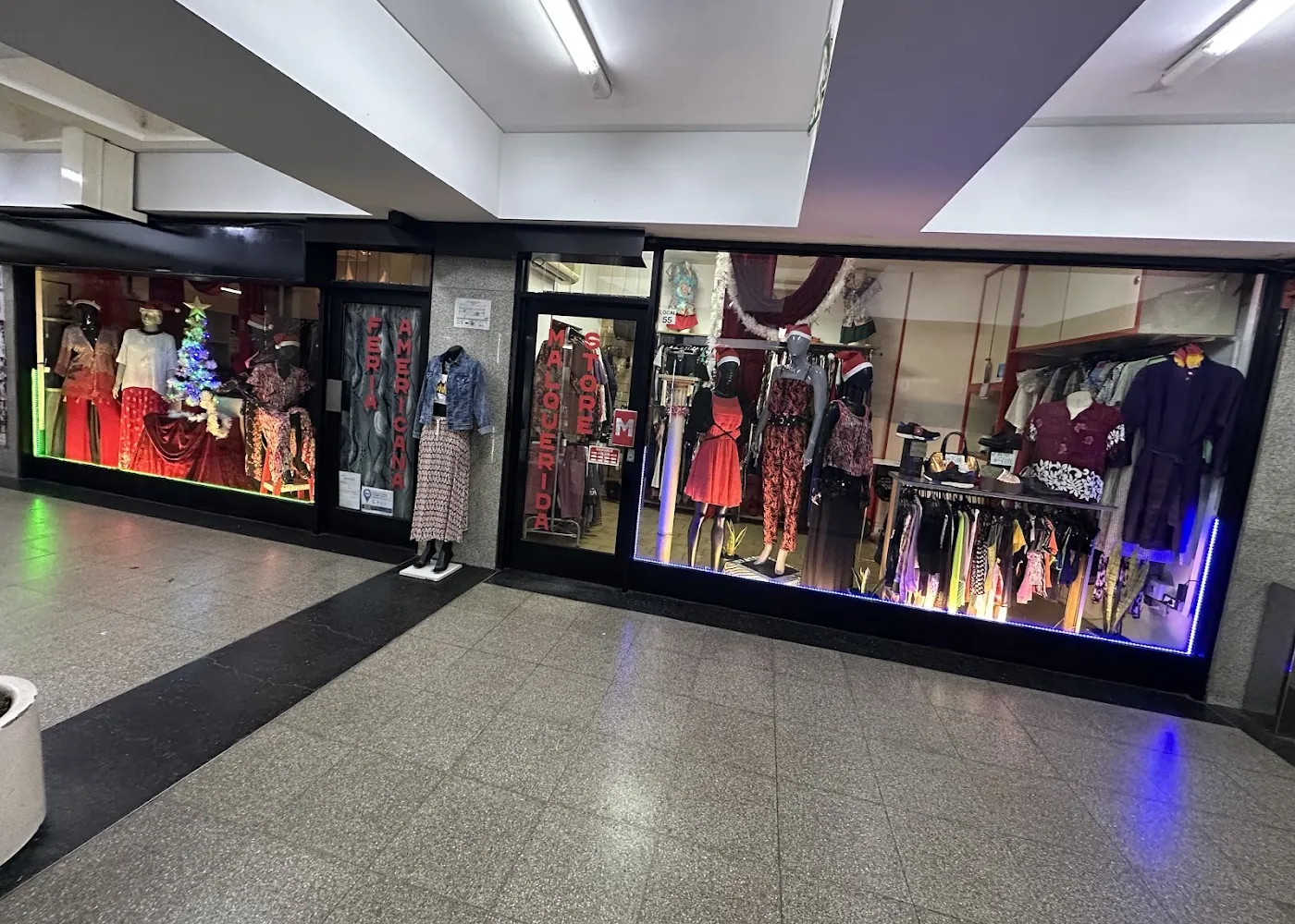 Los locales 55 a 58 de Malquerida Store en la galería de Av. de Mayo 817